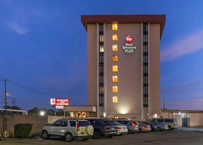 Best Western Plus Grosvenor Airport Hotel